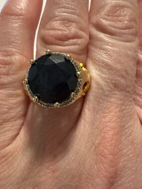 Beautiful silver 925 gold electroplated vintage style sapphire and white topaz